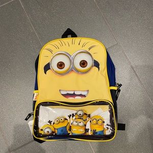 Brand new wi5 tags minions backpack